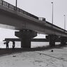 Lovers under the bridge