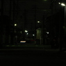夜の街を歩く。
