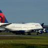 離陸（406）DELTA 747-400  