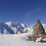 晴天の雪山