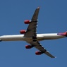 離陸 virgin A340-642