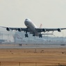 飛び立ち SWISS A340-313