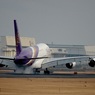 着陸 THAI A380 全幅79.8m　