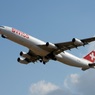 飛び立ち SWISS A340-313