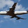 離陸 UNITED 747-400