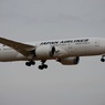 JAL 787-8 到着
