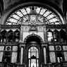 フランダースの旅　アントウェルペン中央駅８　やっぱモノクロ、かな？