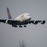着陸 THAI A380-841