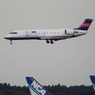 ANA IBEX CL-600-2B19 到着
