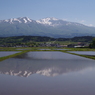 鳥海山-水鏡に写る