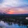 湿原の夕焼け桜