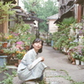 路地裏の花たちと