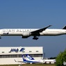 ANA STAR 777-300 到着　