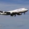 着陸　UNITED 747-400