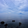 朝靄の駿河湾