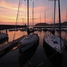 夕暮れのyacht harbor