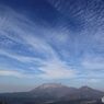 大山と秋の雲