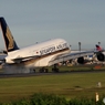 Singapore A380-841 到着　