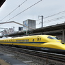 ドクターイエローとの遭遇５０（西明石駅ホーム）
