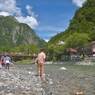 川遊び