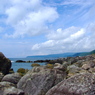 九月の岩と海と空