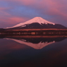 紅の夜明け