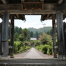 総門（妙泰寺より）