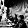 男たちの整列