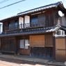 湖畔の散歩・ちょっと有名な旅館