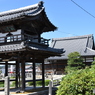 湖畔の散歩・古刹