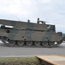 戦車のレッカー車、90式戦車回収車。