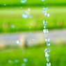 水