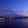 夕暮れの富士山