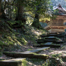 山の中の鐘楼（初春の那谷寺より）