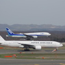 JAL(JA007D)777-289&ANA(JA8197)777-281@新千