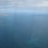 飛行機・雲と海