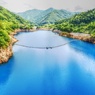 藍よりも青い湖