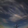 夜空をかける一筋の流れ星