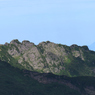 中ノ岳から望む八海山八ツ峰