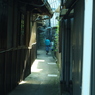 路地。
