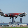 到着 Etihad A340-642 A6-EHJ
