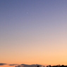 夕暮れの三日月と宵の明星
