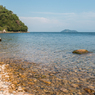 海津大崎と竹生島２（夏の海津大崎より）