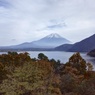 本栖湖と富士