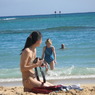 PHOTO GIRL IN WAIKIKI BEACH