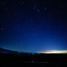 八ヶ岳と夜空