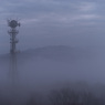 雲海の電波塔