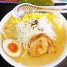 ラーメン小林屋味噌バターコーン大盛８００円