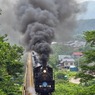 鉄橋を登る