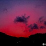 不気味に燃える空